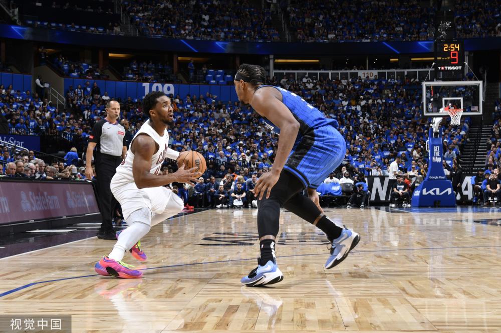 [CBA]浙江方兴渡VS山西：强强对话 一触即发.